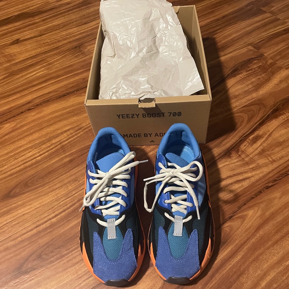Yeezy Boost 700